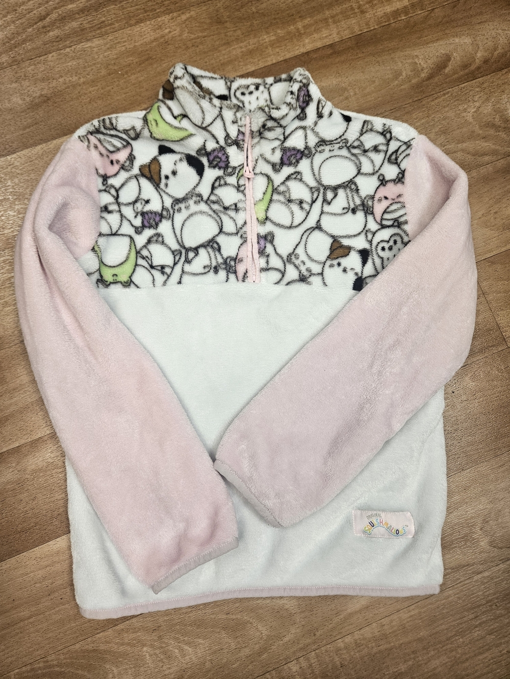Squishmallows Girl's Fuzzy Pullover Jacket in White and Light Pink Size Large